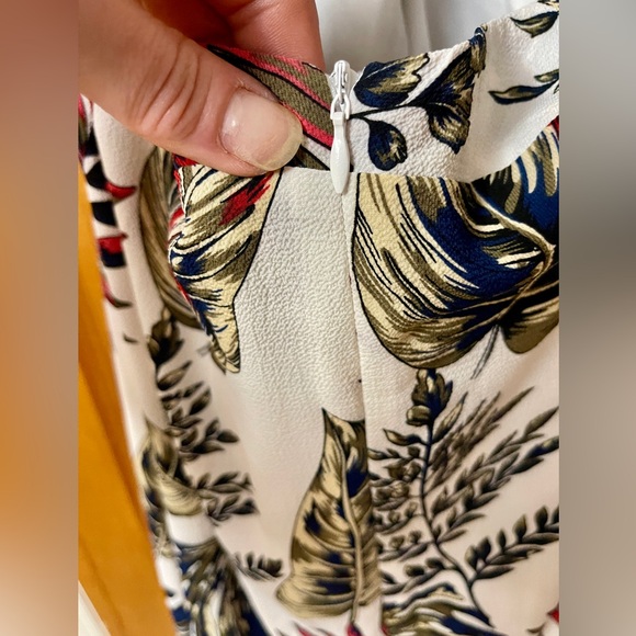 Halter Dress - Picture 3 of 4